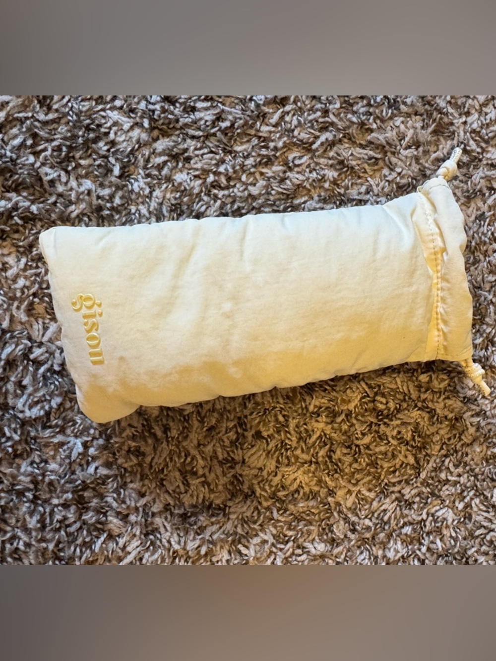 Gisou puffer pouch